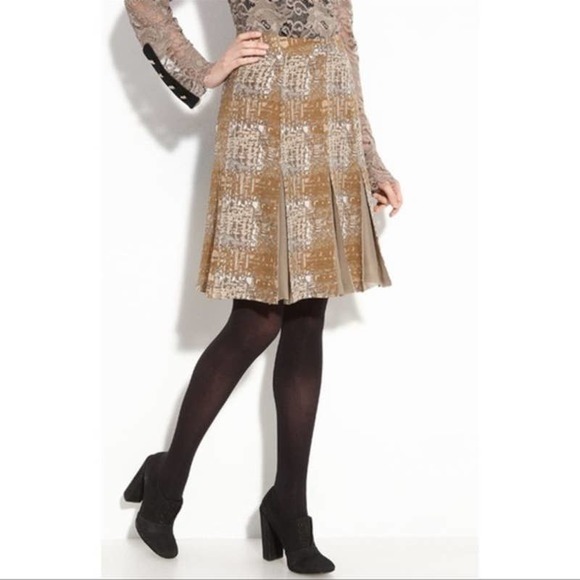 Tory Burch Hull Pleat Front Tan and Gray Skirt Sz 6